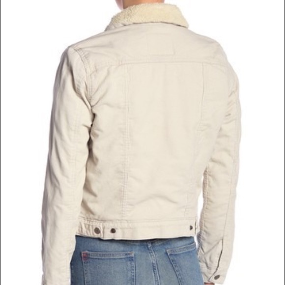 FINAL NWT Levi’s Original Trucker Jacket - Picture 6 of 8